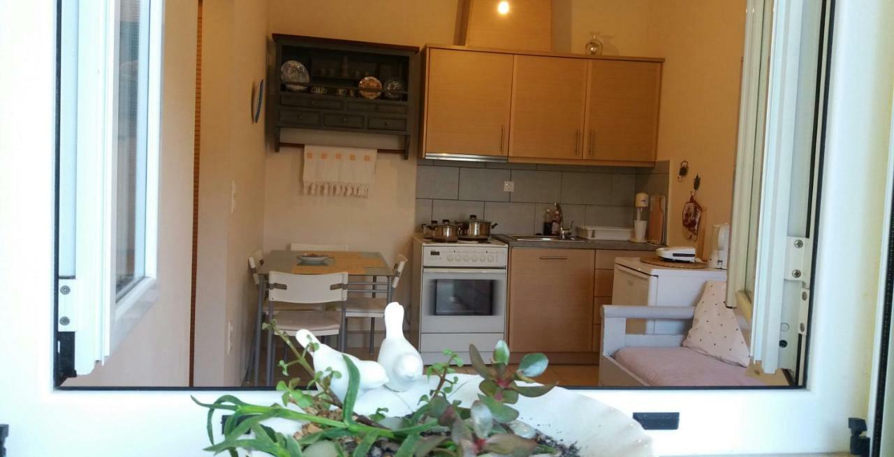 Margarita'S Apartment Lefkada City Exterior photo